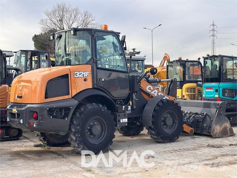 CASE 321F لوادر بعجل