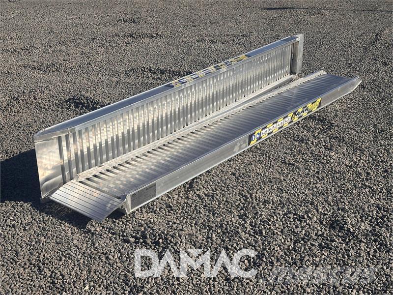  DAMAC RA.100X30 معدات البناء - غير ذلك