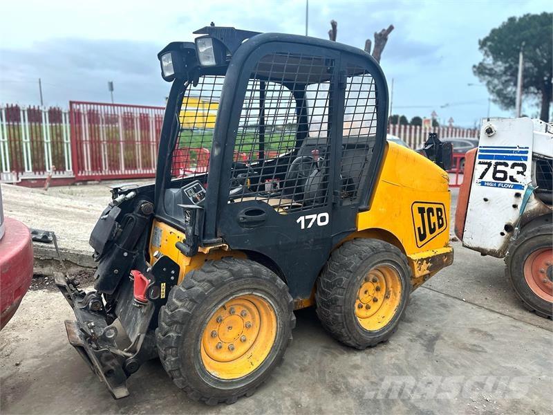 JCB 170HF لوادر انزلاقية التوجيه
