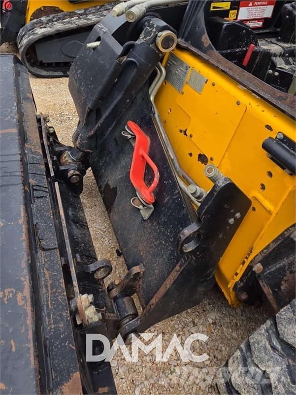 JCB 190HF لوادر انزلاقية التوجيه