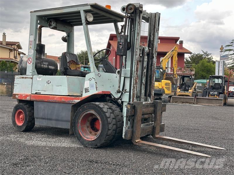 OM DI35C شاحنات ذات رافعات شوكية - أخرى