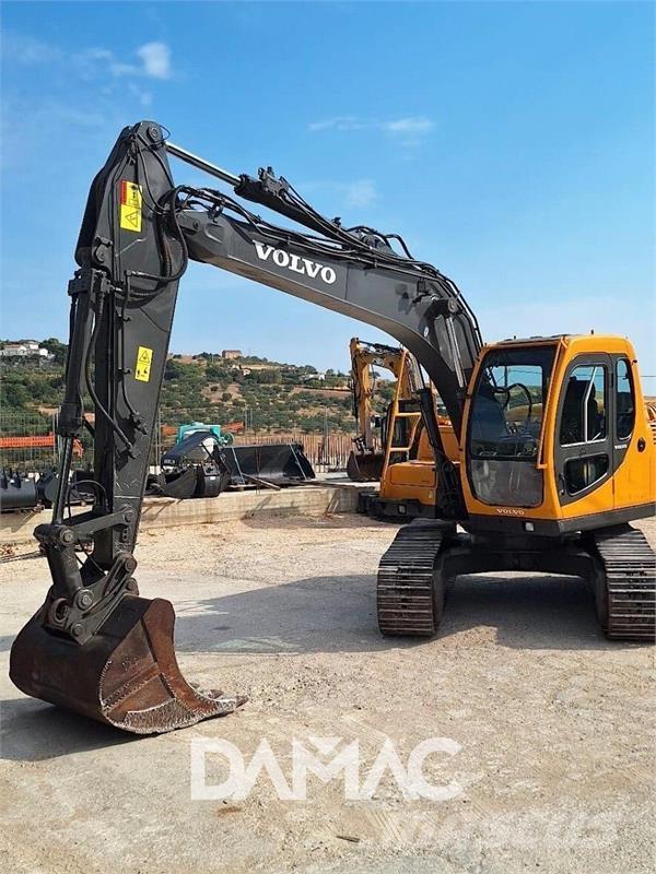 Volvo EC140BLC حفارات زحافة