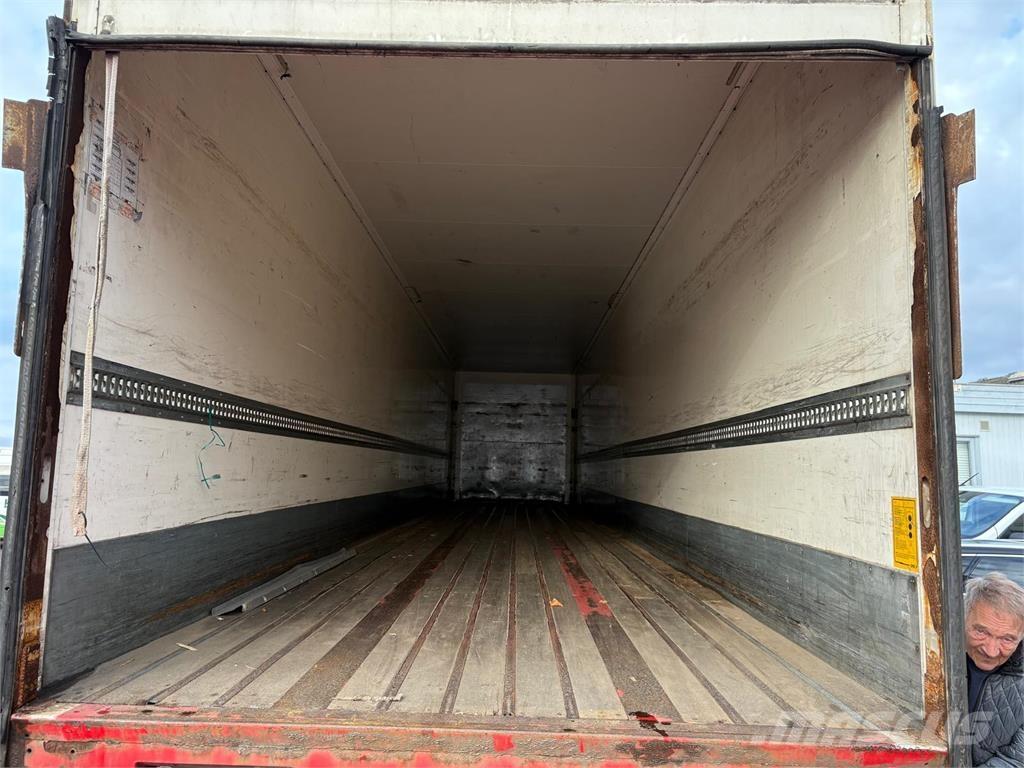 Kel-Berg 2aks المقطورات المدن