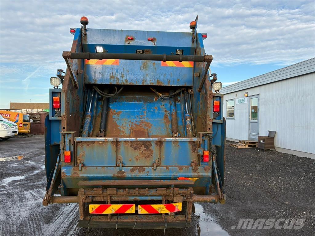 Scania P 230 شاحنات أخرى