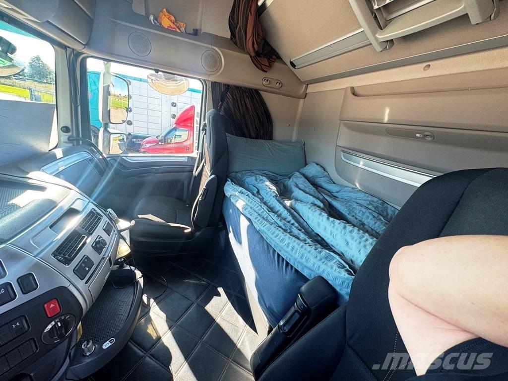 DAF XF 530 وحدات الجر