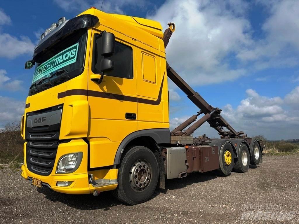 DAF XF 530 8x2-*4 شاحنات الرافعات الخطافية