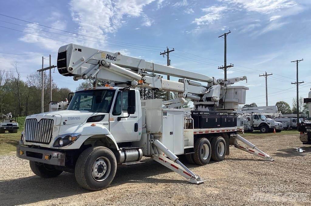 Altec AH75 المنصات الهوائية المثبتة على شاحنة