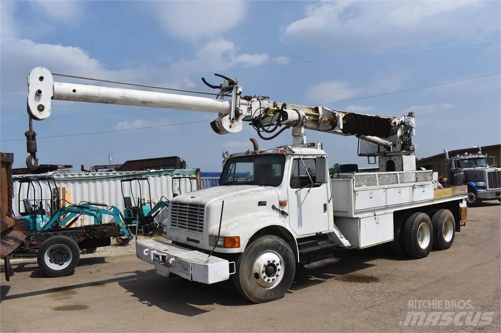 Altec D1090TR شاحنات المعدات  المحمولة لحفر الآبار