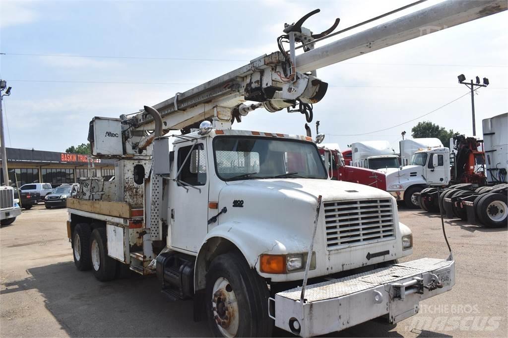 Altec D1090TR شاحنات المعدات  المحمولة لحفر الآبار