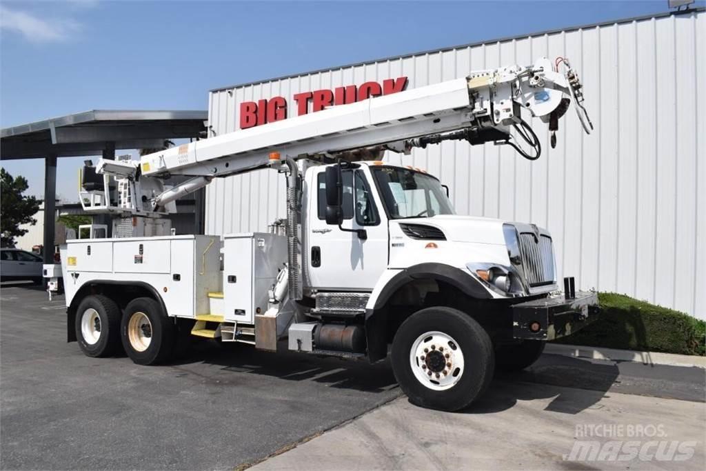 Altec D3060ATR شاحنات المعدات  المحمولة لحفر الآبار