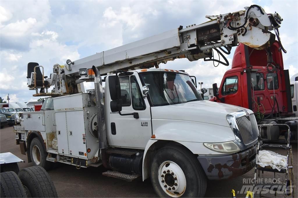 Altec DM45TR شاحنات المعدات  المحمولة لحفر الآبار