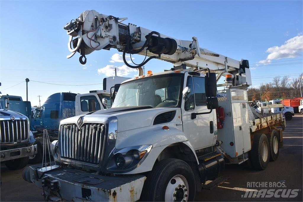 Altec DM47TR شاحنات المعدات  المحمولة لحفر الآبار