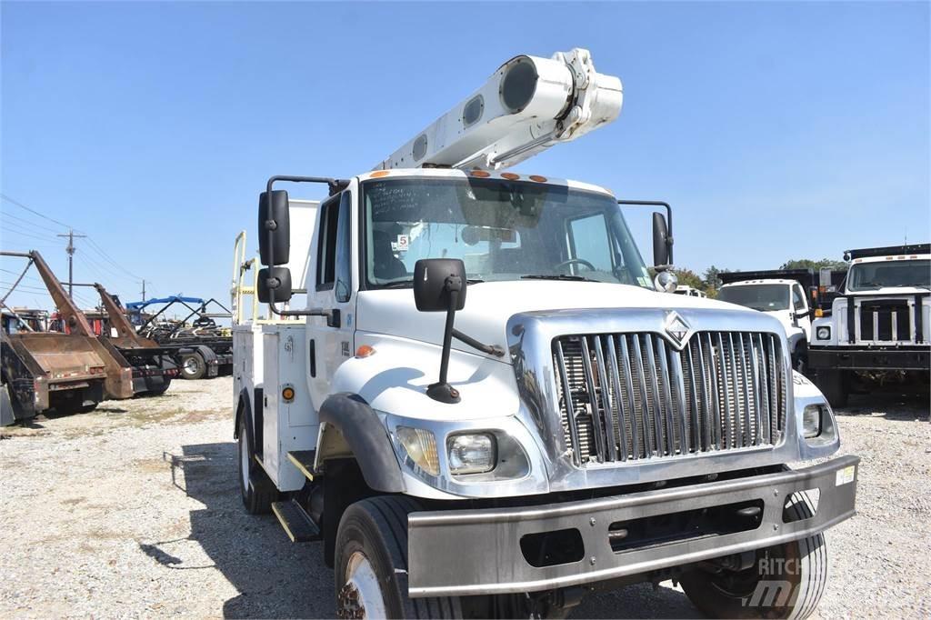 Altec L36A المنصات الهوائية المثبتة على شاحنة