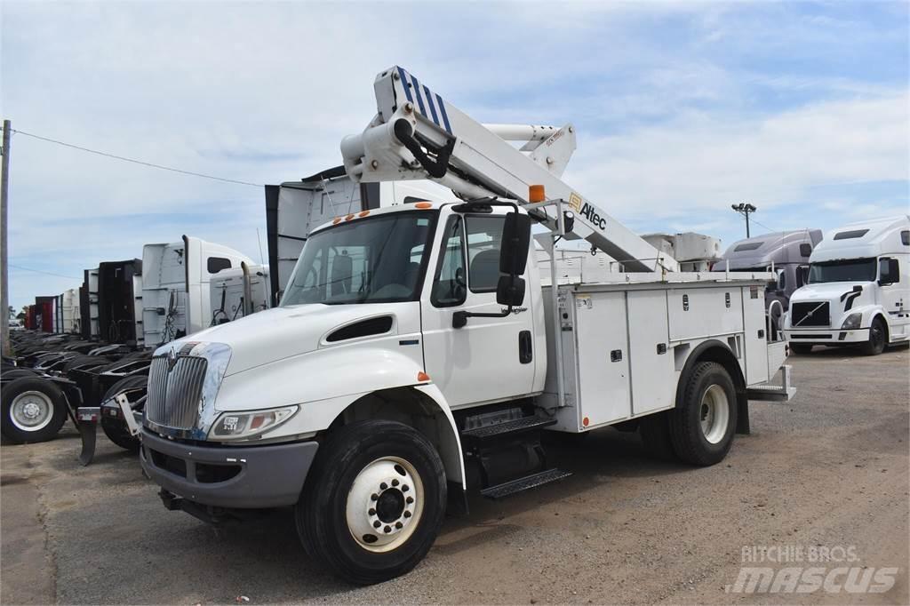 Altec TA40 المنصات الهوائية المثبتة على شاحنة