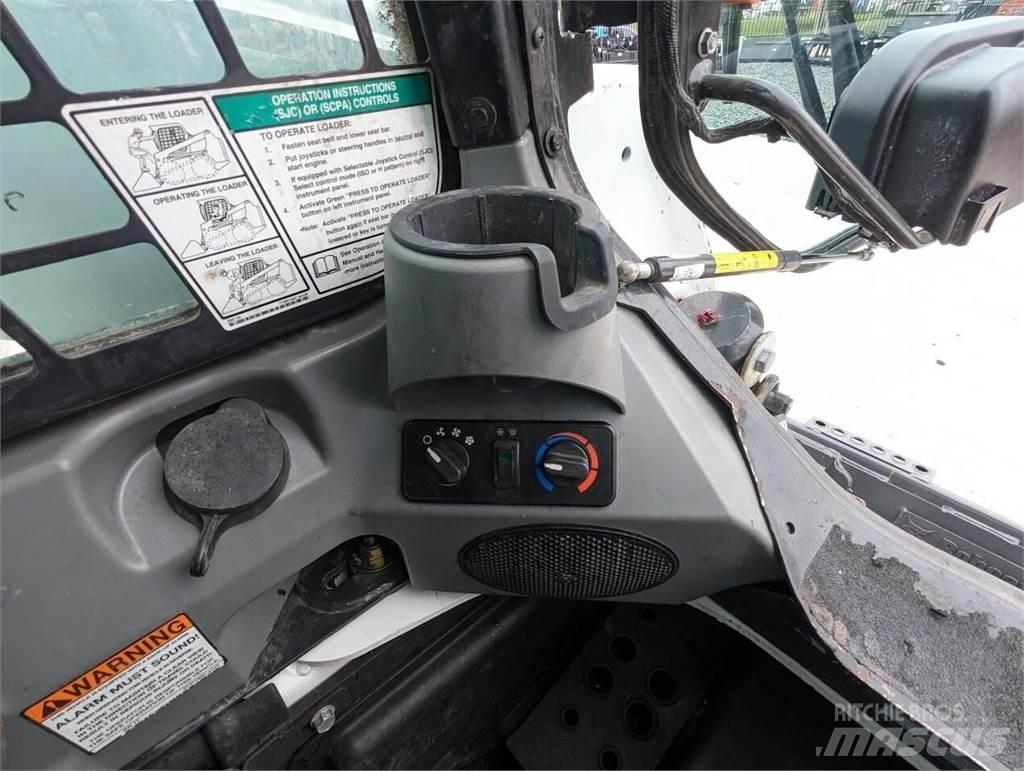 Bobcat S850 لوادر انزلاقية التوجيه