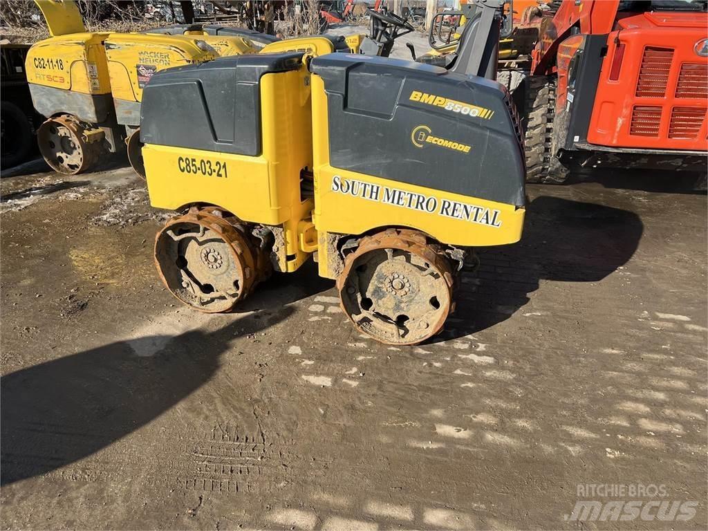 Bomag BMP8500 مداحل رجاجة مجرورة