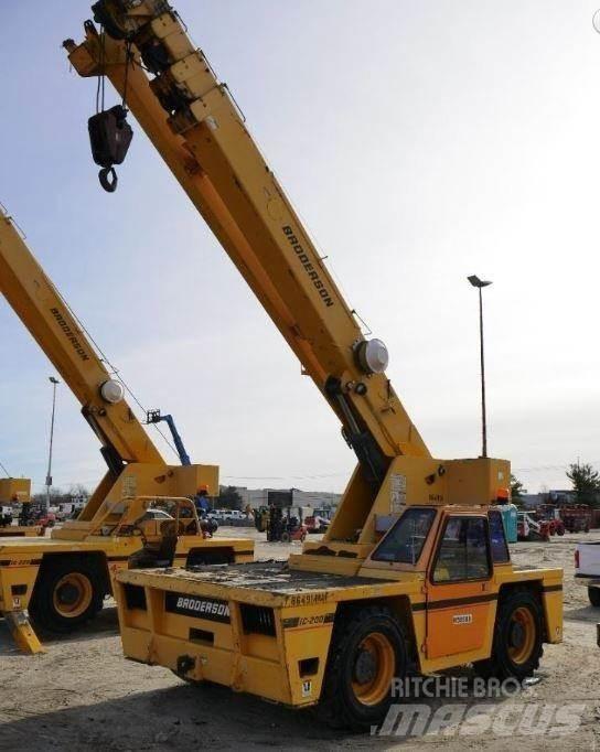 Broderson IC200-3G رافعات الطرق الوعرة