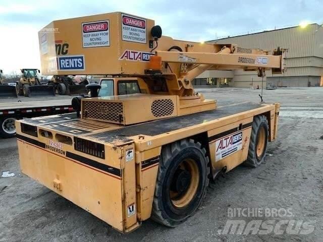 Broderson IC250-3C رافعات الطرق الوعرة