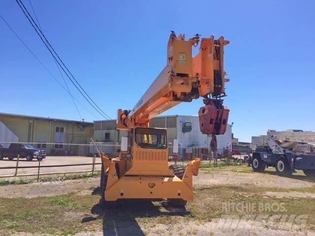 Broderson RT300-2F رافعات الطرق الوعرة