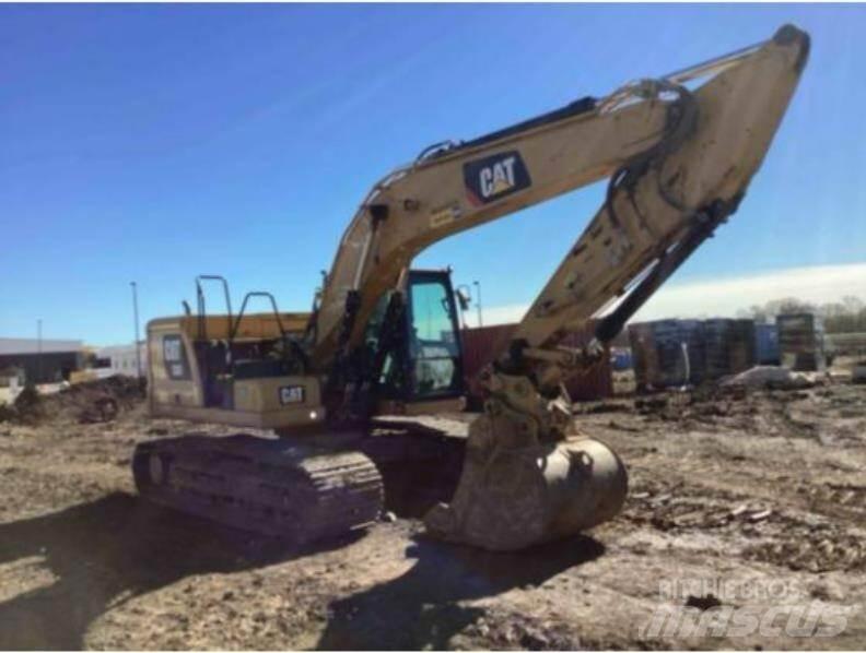 CAT 320 حفارات زحافة