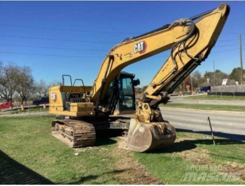 CAT 320 حفارات زحافة