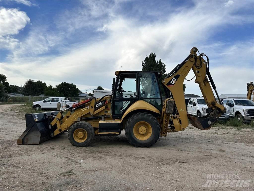 CAT 430F IT لوادر ذات جرافات عكسية