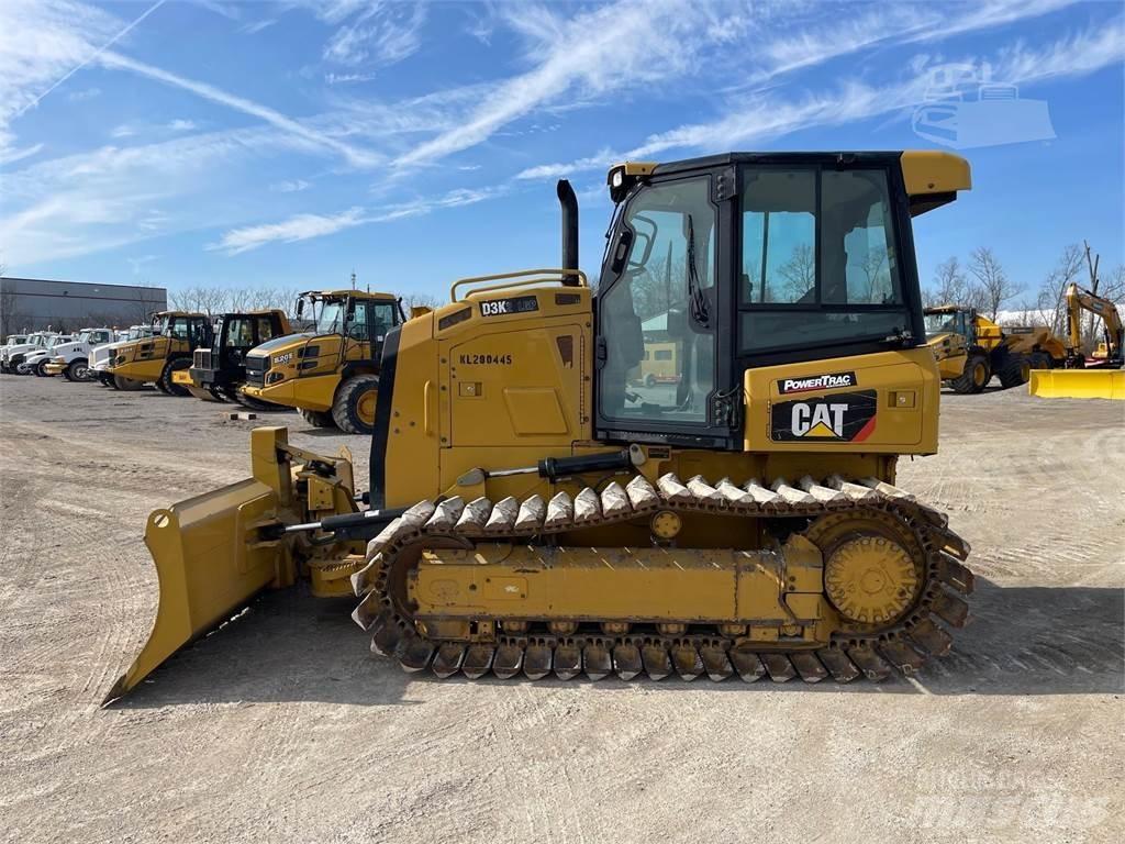 CAT D3K2 LGP بلدوزرات مجنزرة