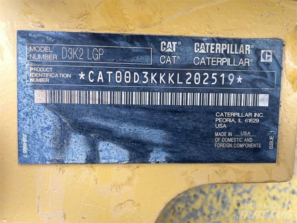 CAT D3K2 LGP بلدوزرات مجنزرة