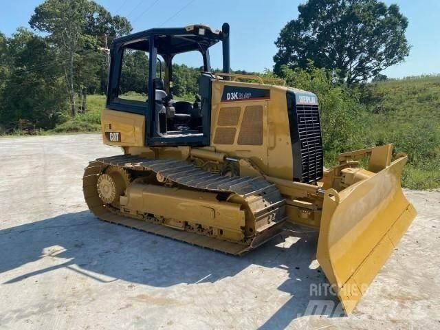 CAT D3K2 LGP بلدوزرات مجنزرة