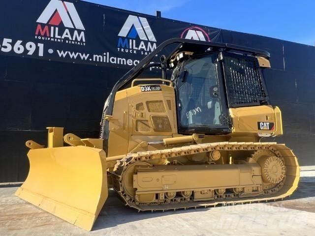 CAT D3K2 LGP بلدوزرات مجنزرة