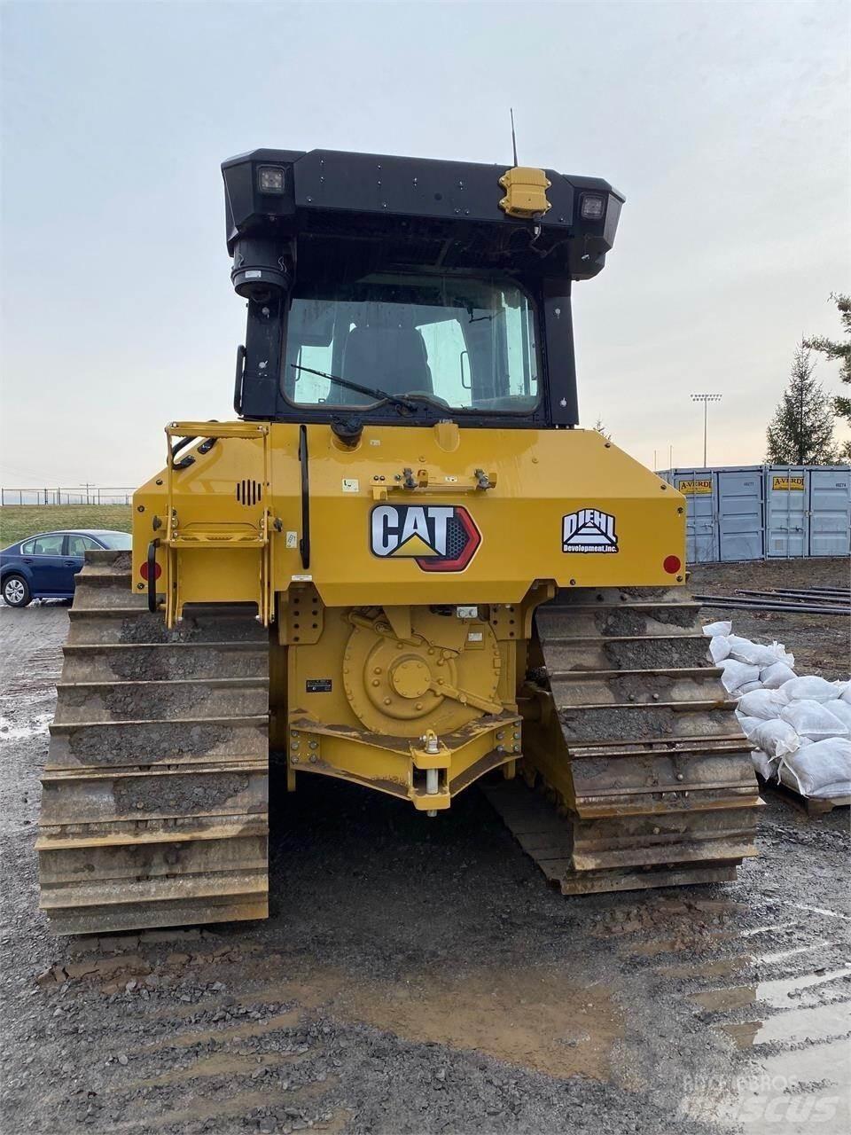 CAT D5 LGP بلدوزرات مجنزرة