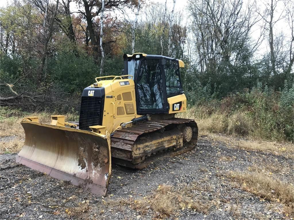 CAT D5K2 LGP بلدوزرات مجنزرة