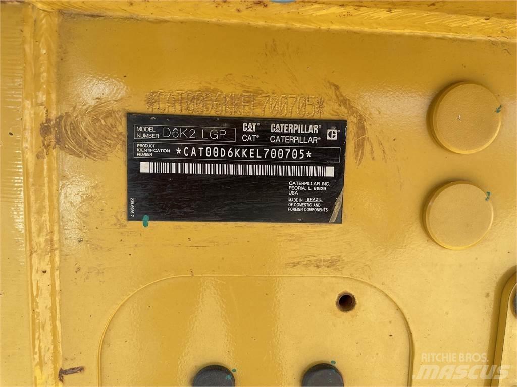 CAT D6K2 LGP بلدوزرات مجنزرة