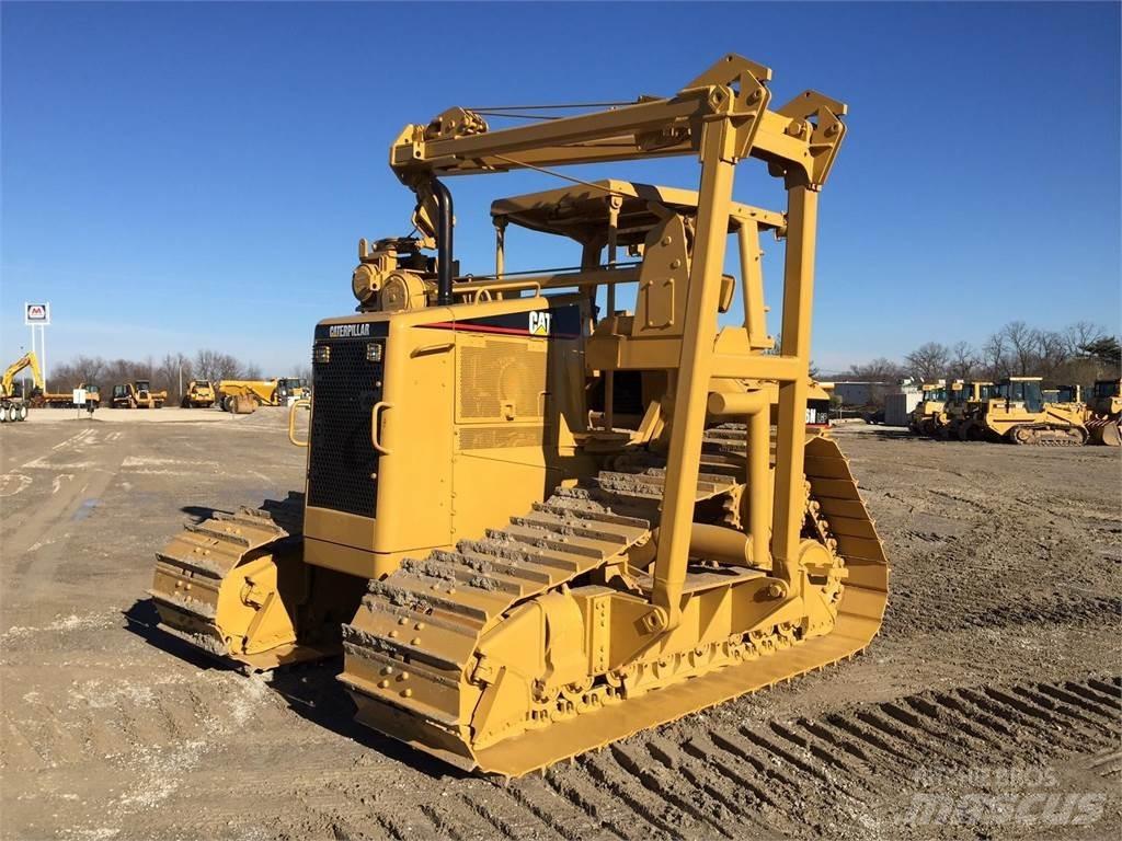 CAT D6N LGP رافعات مد أنابيب