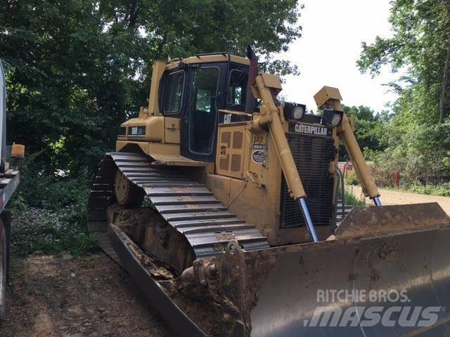CAT D6R LGP II بلدوزرات مجنزرة