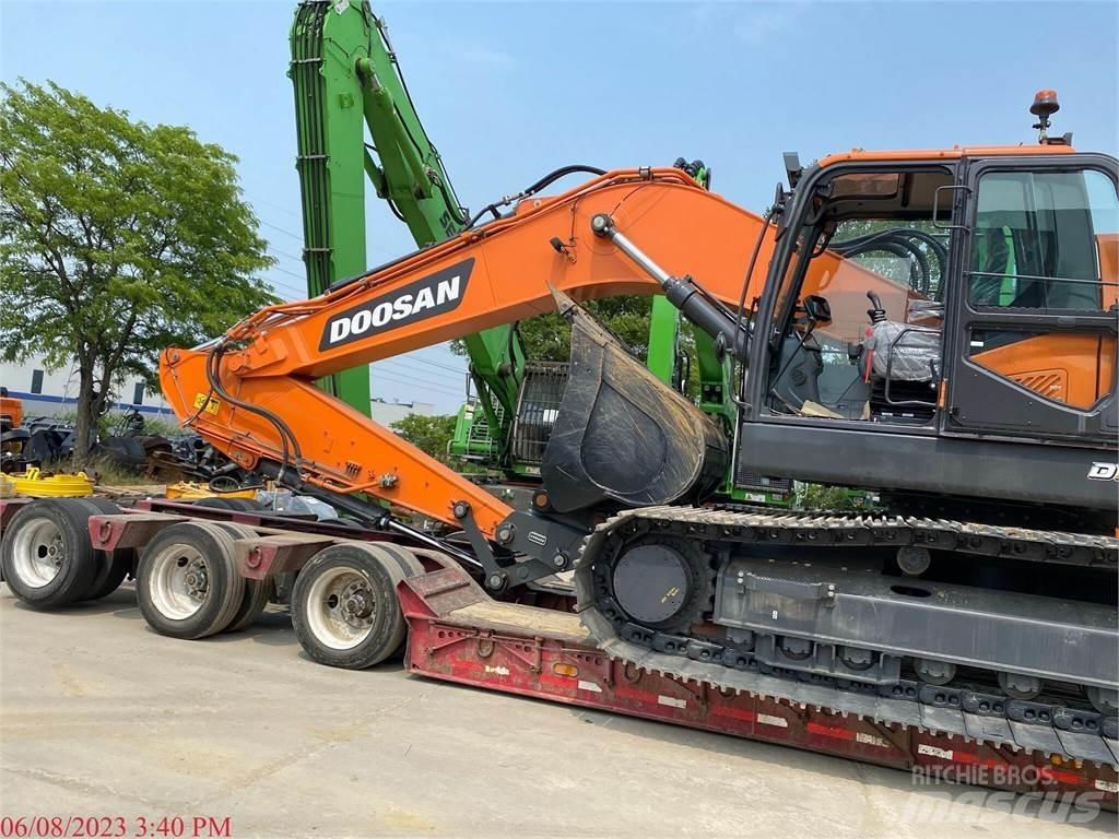 Develon DX350 LCR-7 حفارات زحافة