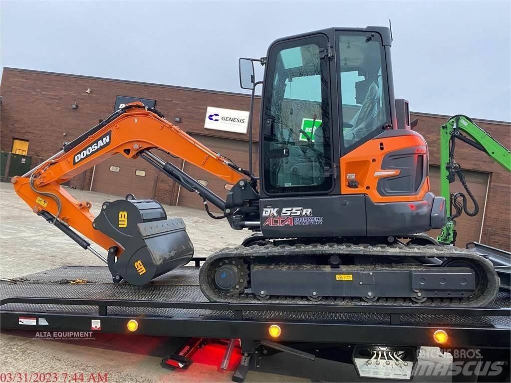 Develon DX55R-7 حفارات صغيرة أقل من 7 طن (حفارات صغيرة)
