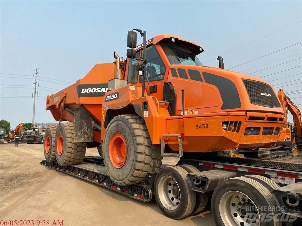Doosan DA30-5 ساحبات مفصلية