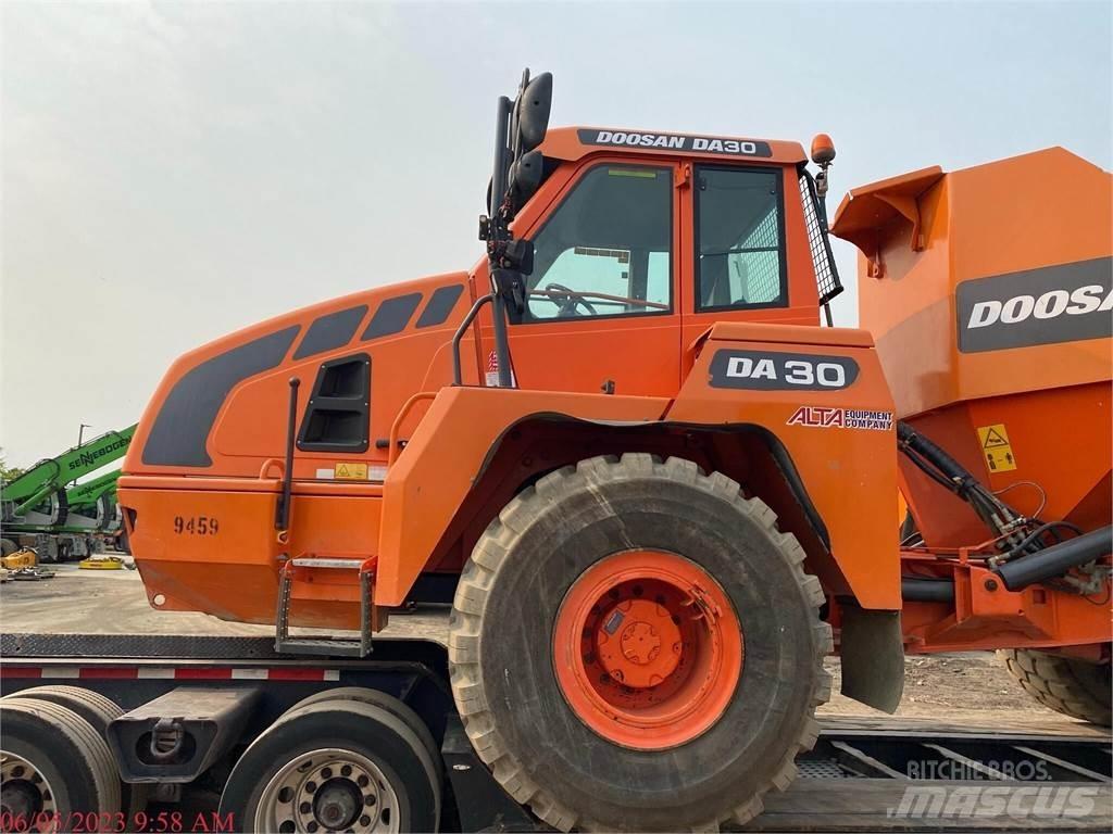 Doosan DA30-5 ساحبات مفصلية