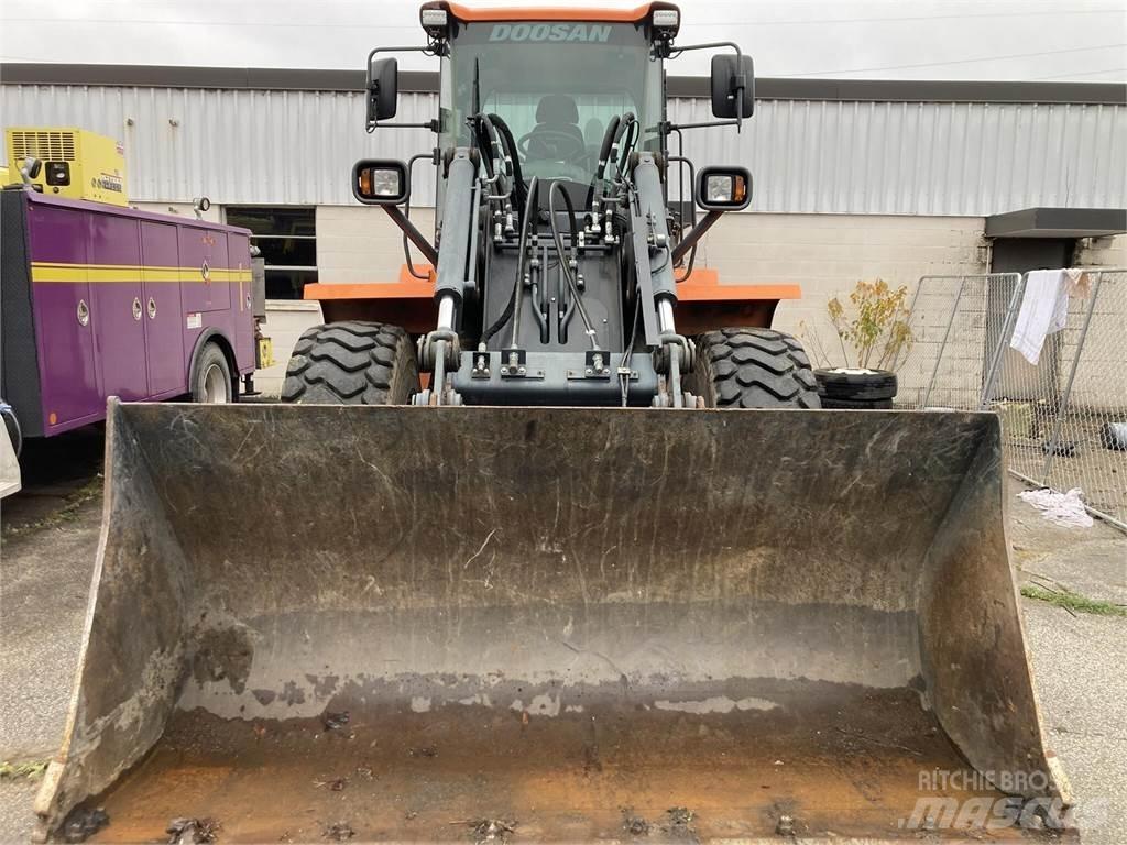 Doosan DL200TC-5 لوادر بعجل