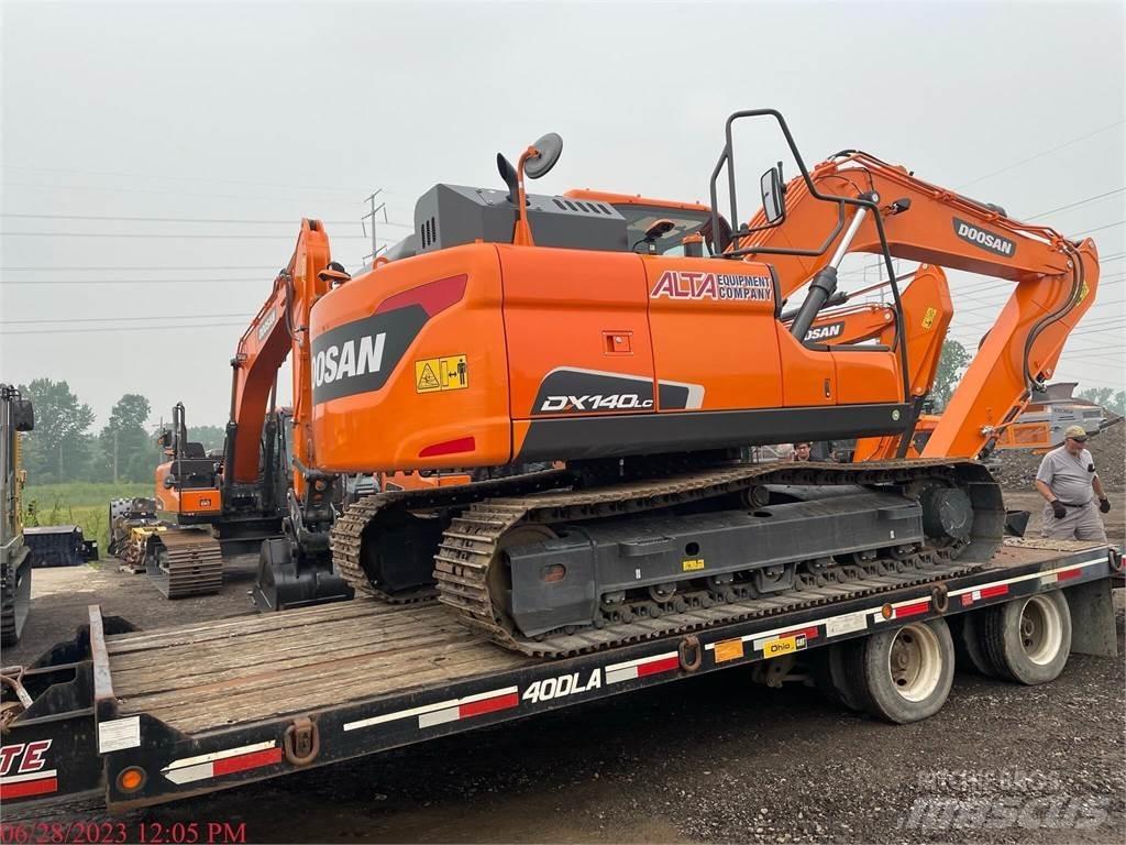 Doosan DX140 LC-5 حفارات زحافة