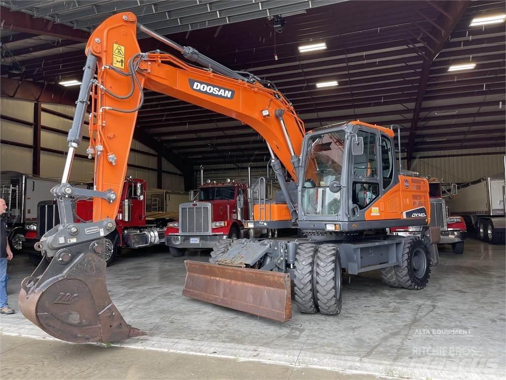 Doosan DX140W-5 حفارات بعجل