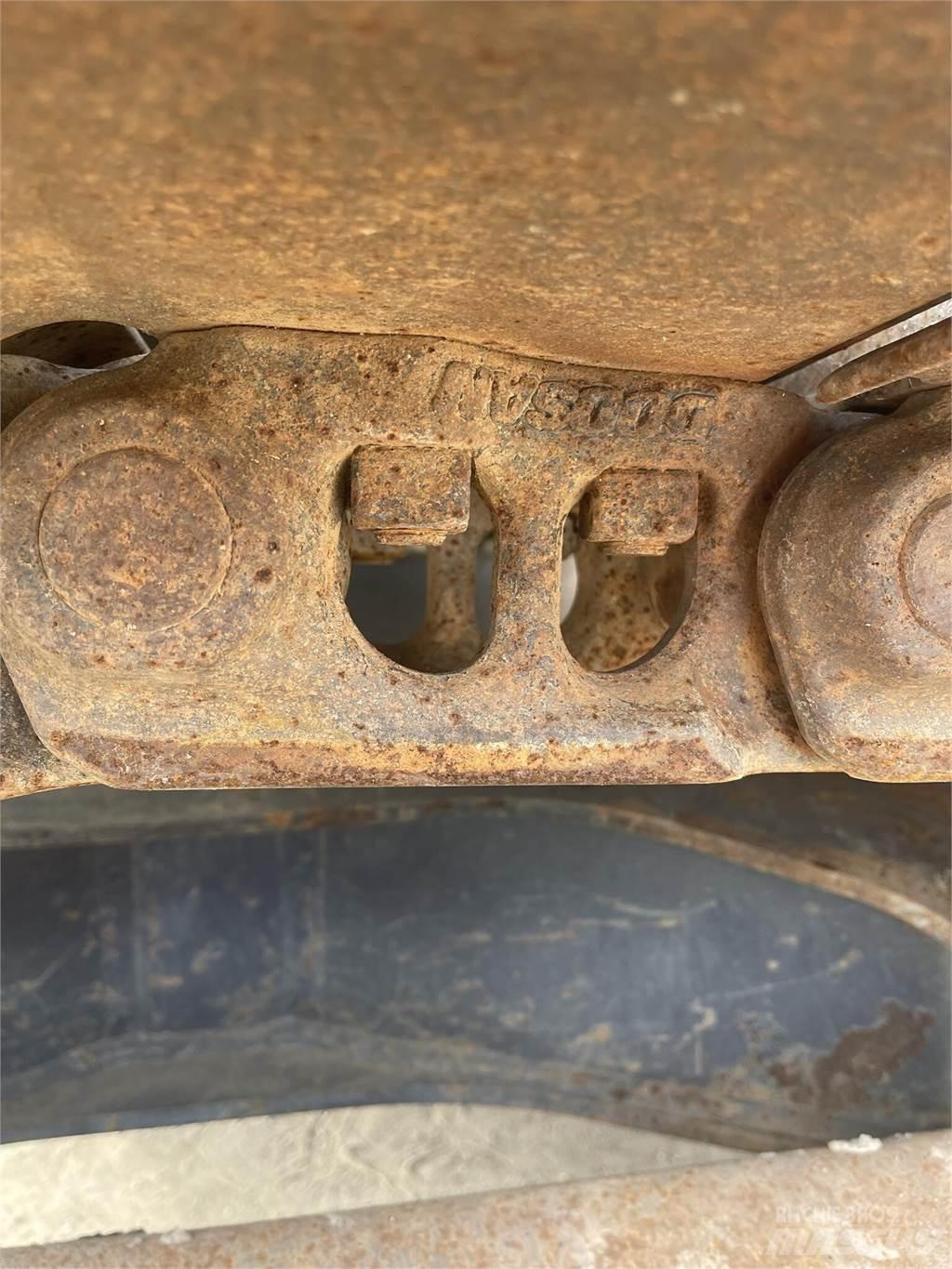 Doosan DX180 LC-5 حفارات زحافة