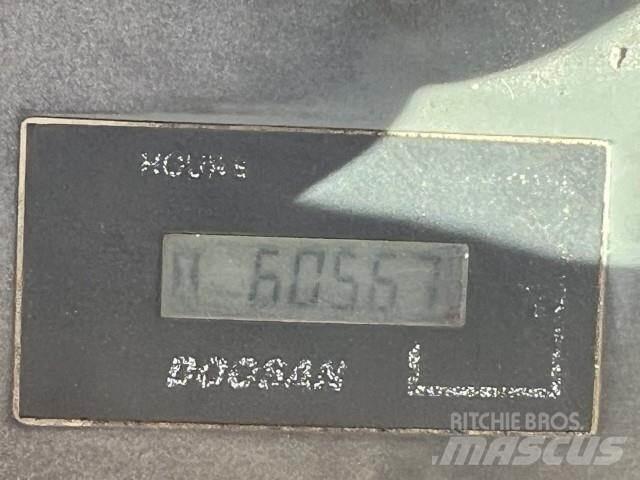 Doosan DX225 LC حفارات زحافة