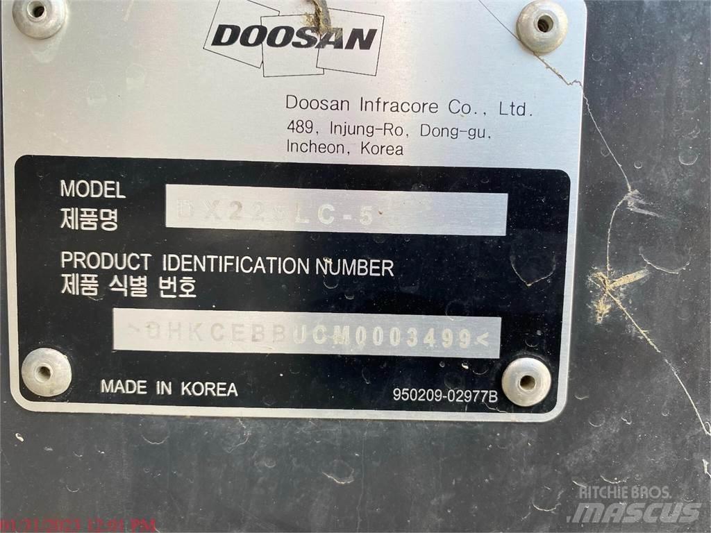 Doosan DX225 LC-5 حفارات زحافة