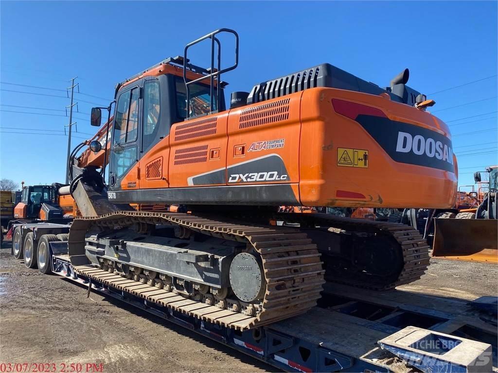 Doosan DX300 LC-5 مناولات المخلفات / مناولات صناعية
