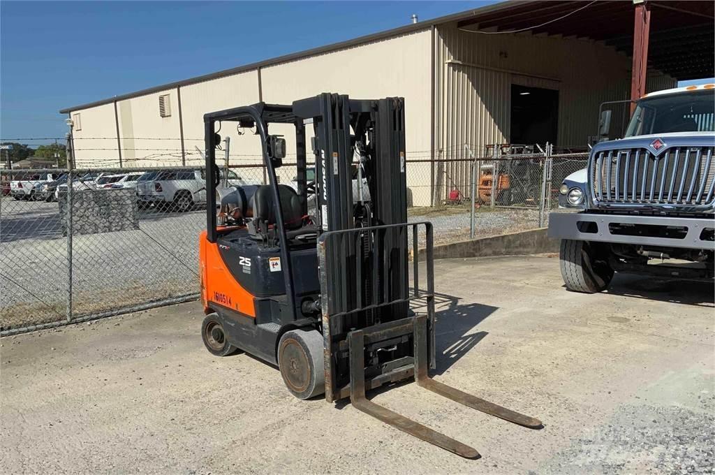 Doosan GC25P-5 شاحنات ذات رافعات شوكية - أخرى