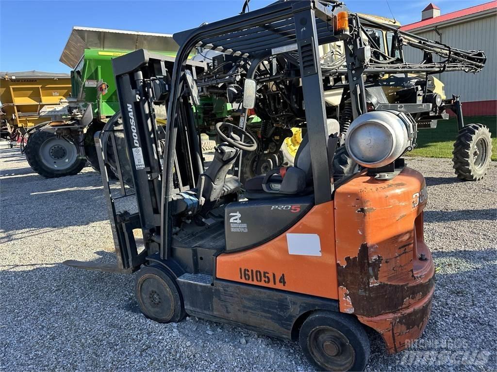Doosan GC25P-5 شاحنات ذات رافعات شوكية - أخرى