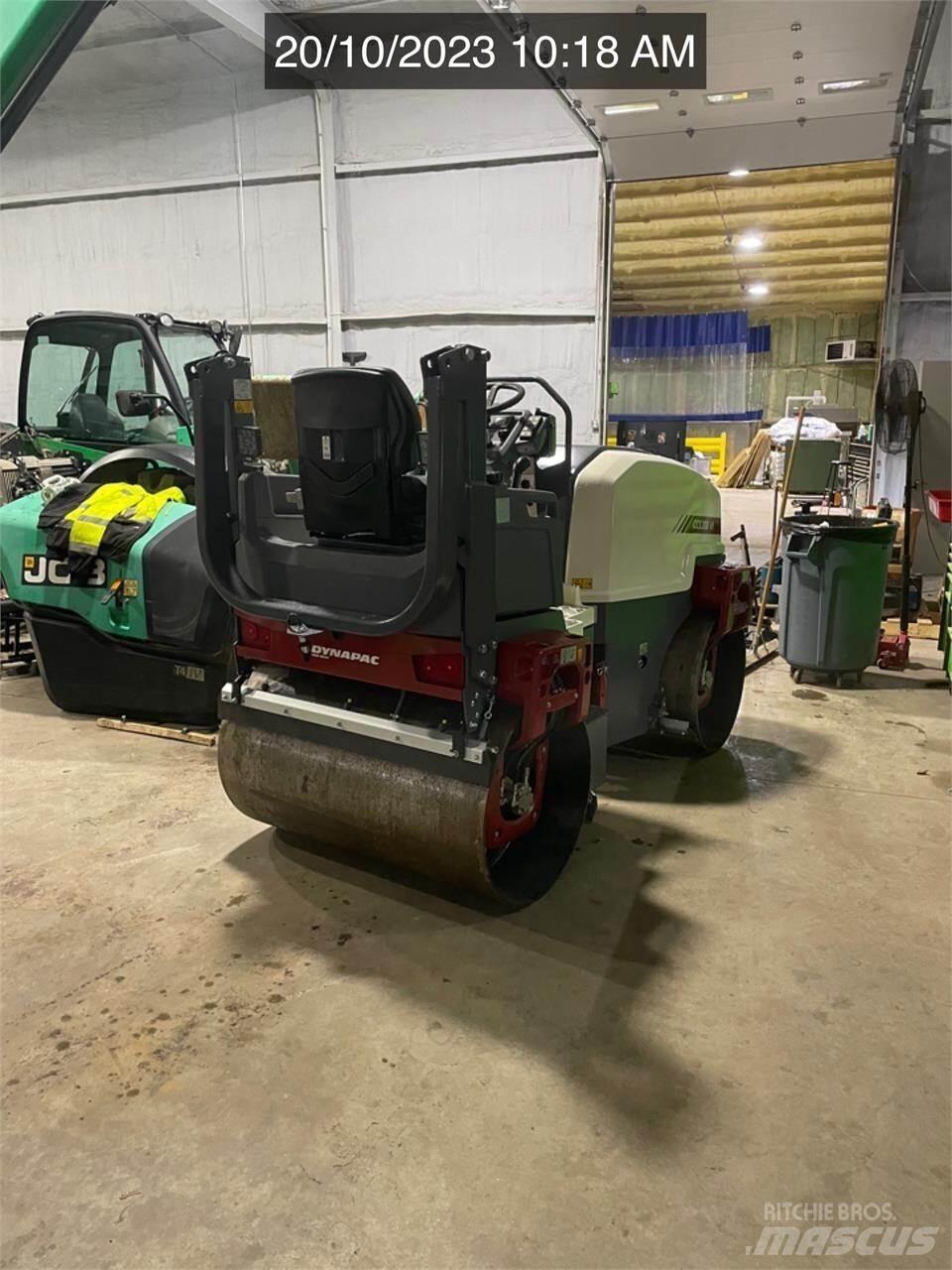 Dynapac CC1200 VI مداحل ثنائية الاسطوانة