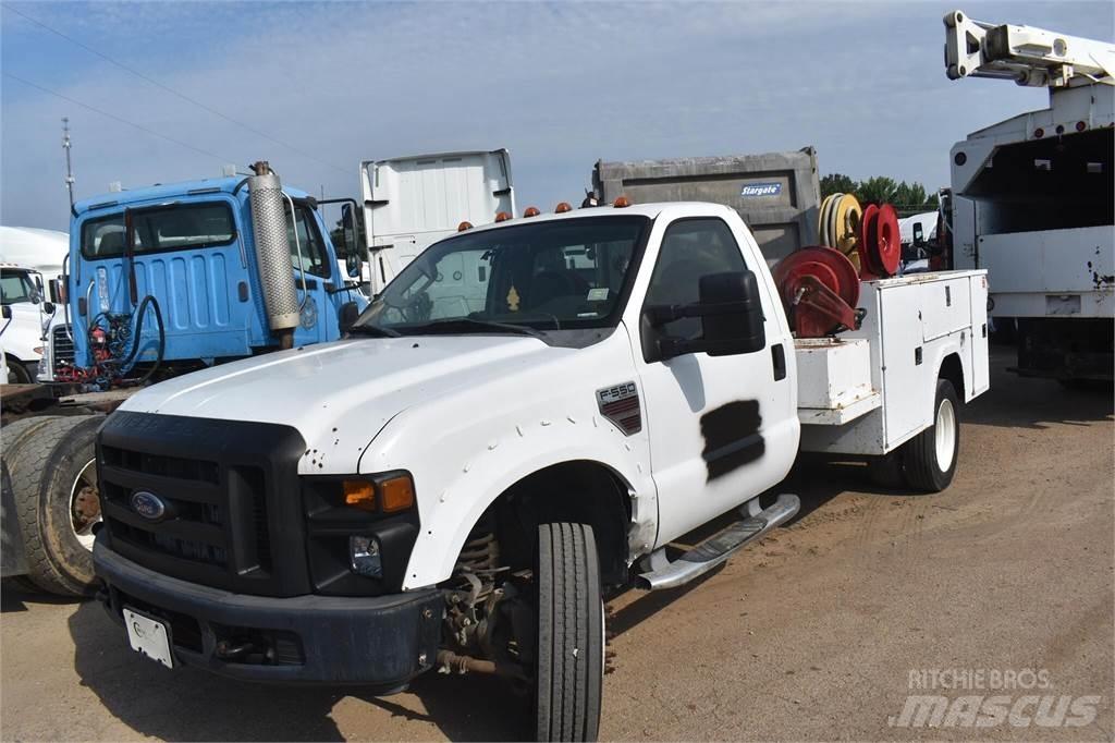 Ford F550 مركبات الأغراض العامة